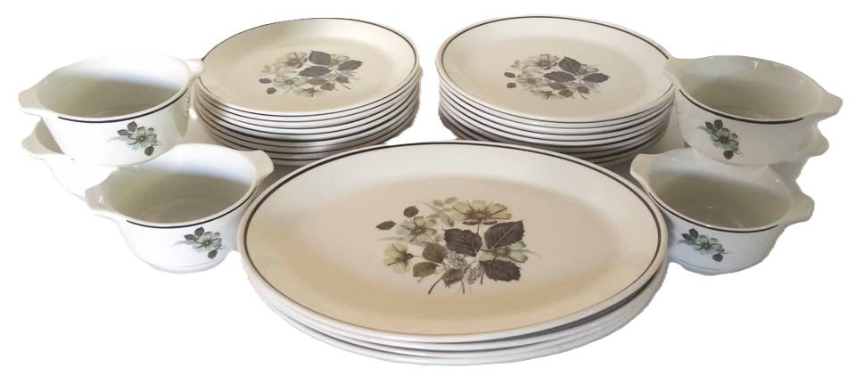 28 Piece Johnson Brothers Ironstone 1G3 Dinner Service